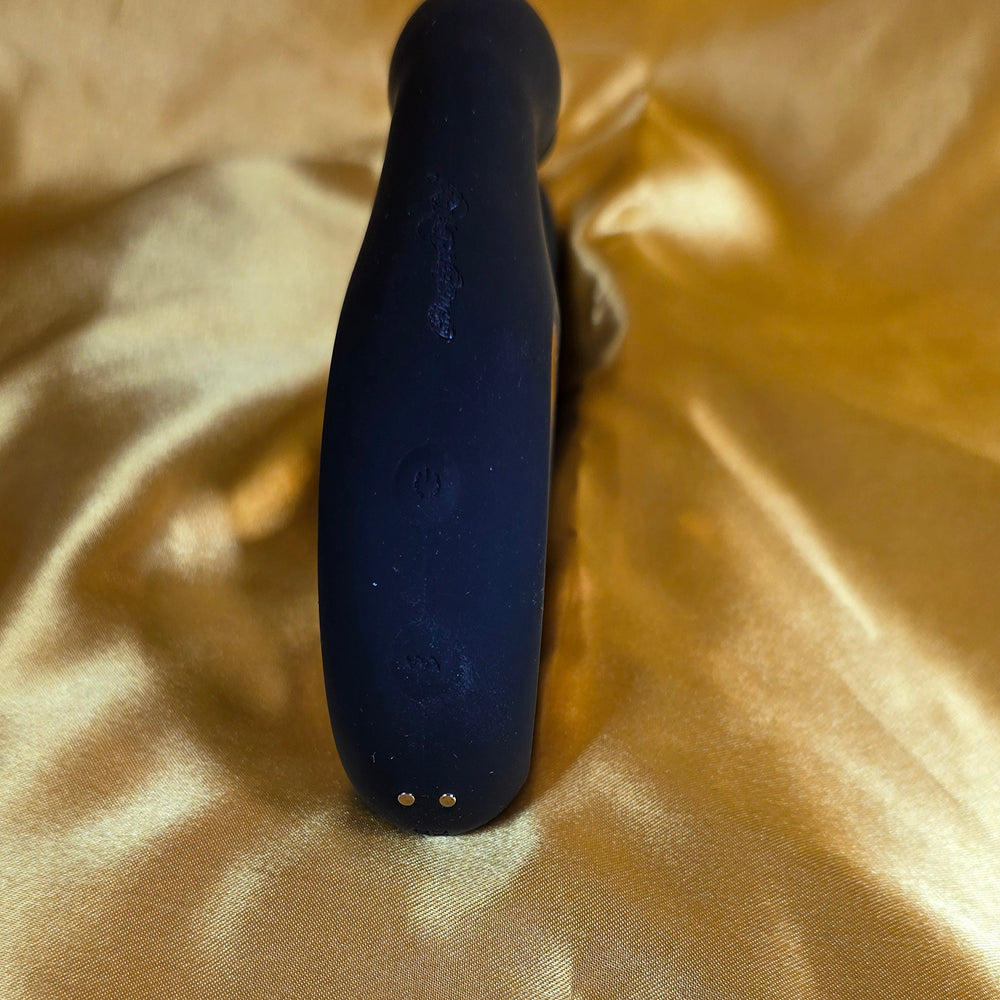 Fennec FOX Thruster Vibrator med magnetiska laddkontakter – baksida – Chambers of Love