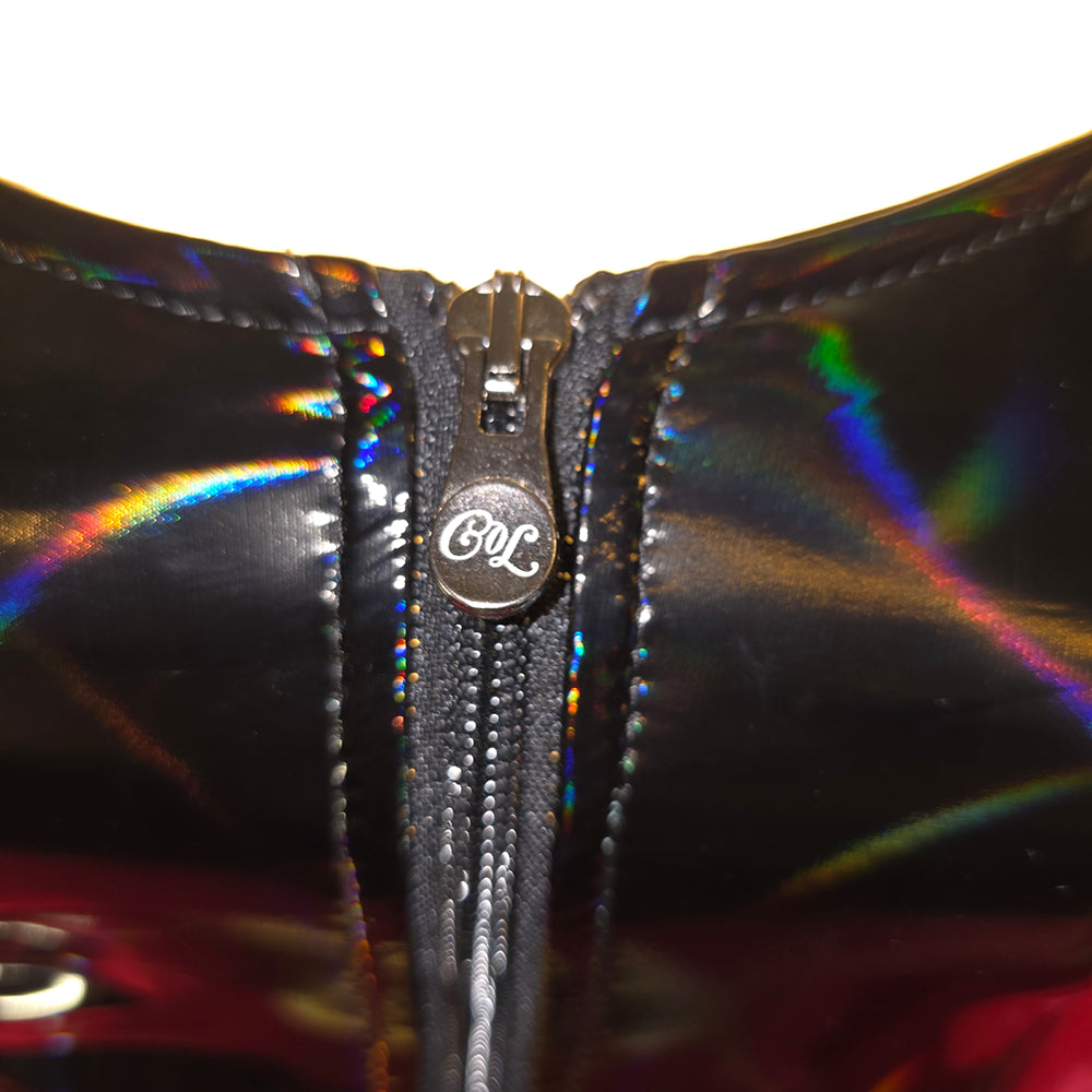 Detaljbild: dragkedja på svart hologram spaghetti topp – Chambers of Love