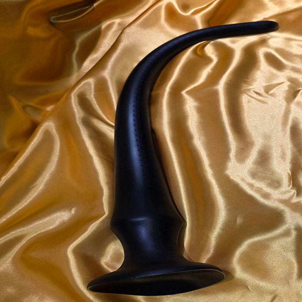 Long Anal Plug with Scale Black L