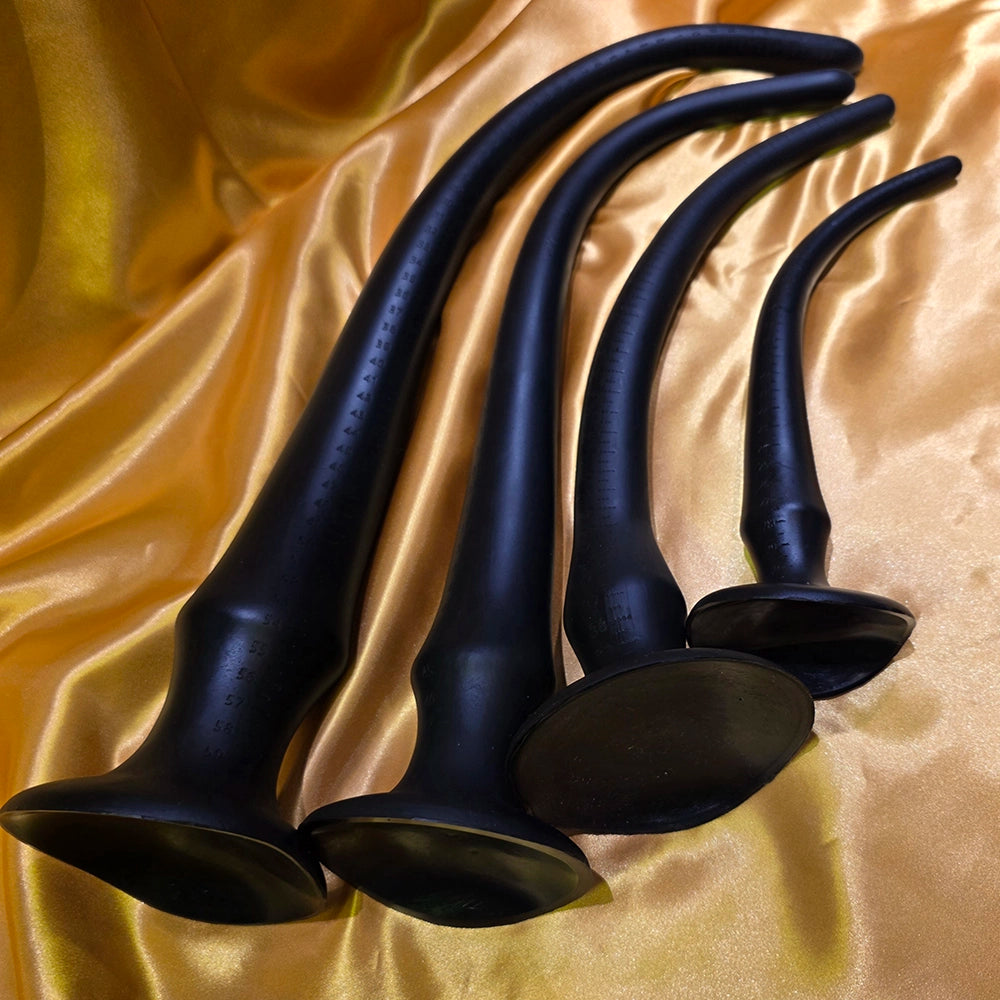 Long Anal Plug with Scale Black L