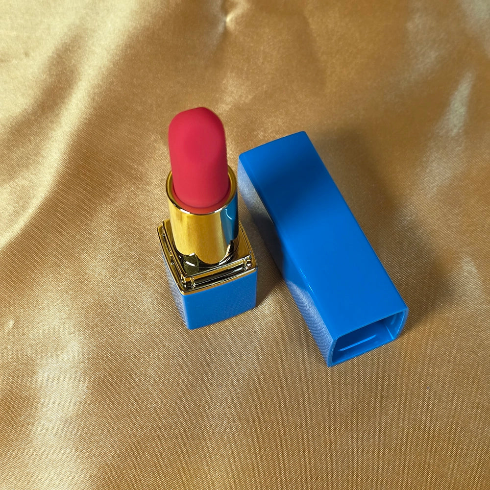Blå läppstifts vibrator uppladdningsbar öppen med mjuk silikon topp från Chambers of Love 