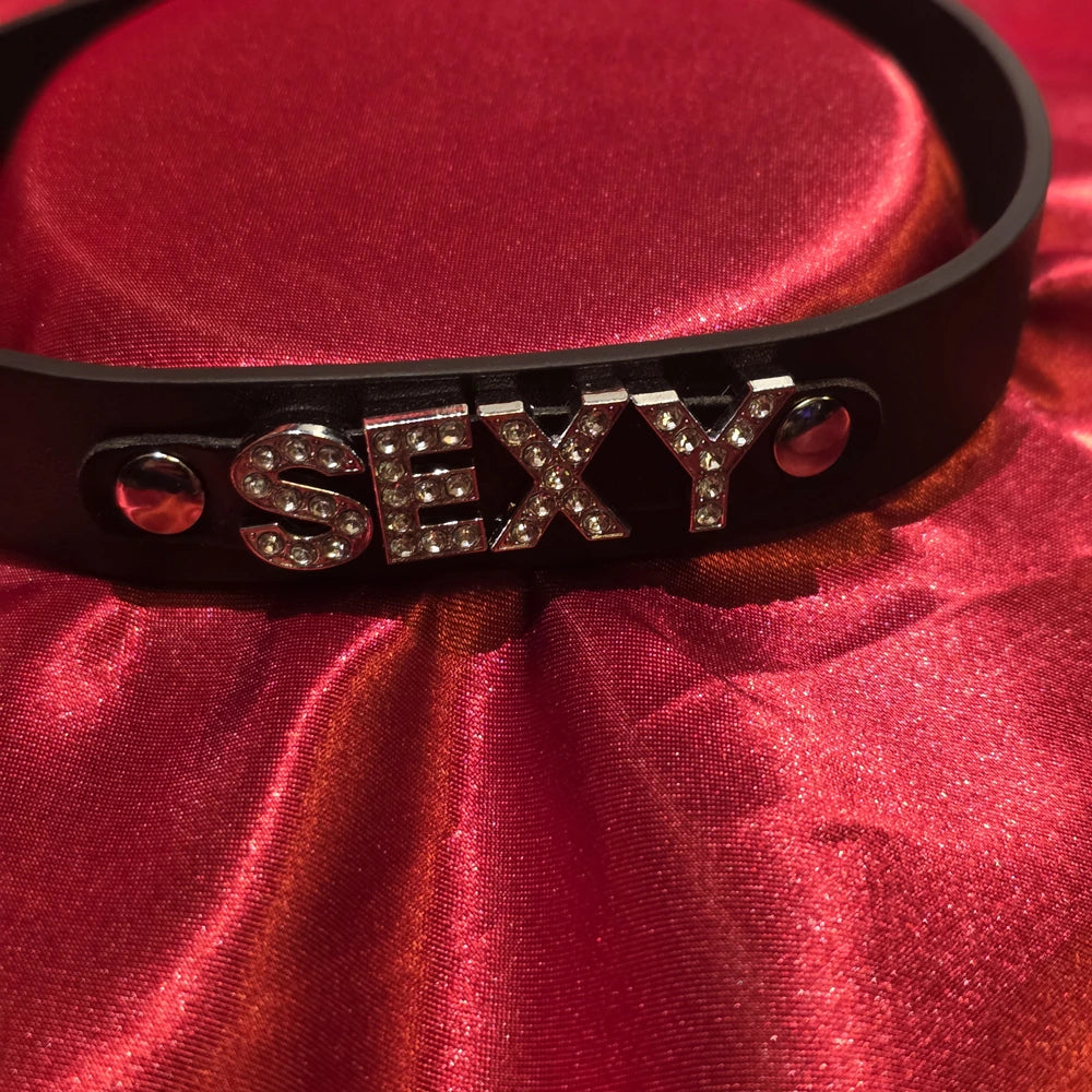 PU Collar Heart