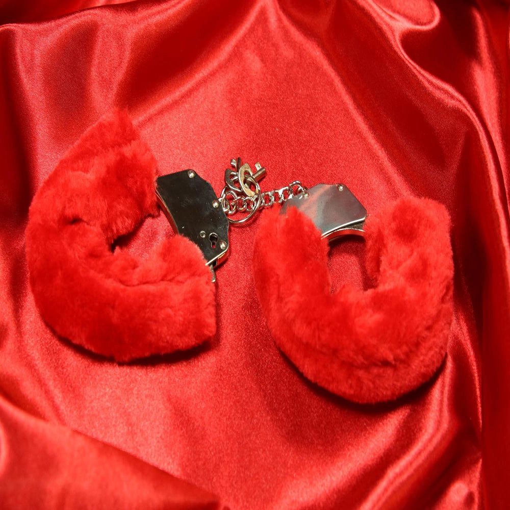Bondage handbojor med fuskpäls
