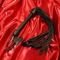 Genuin Flätad 9-Svansad flogger i svart äkta läder från Chambers of Love