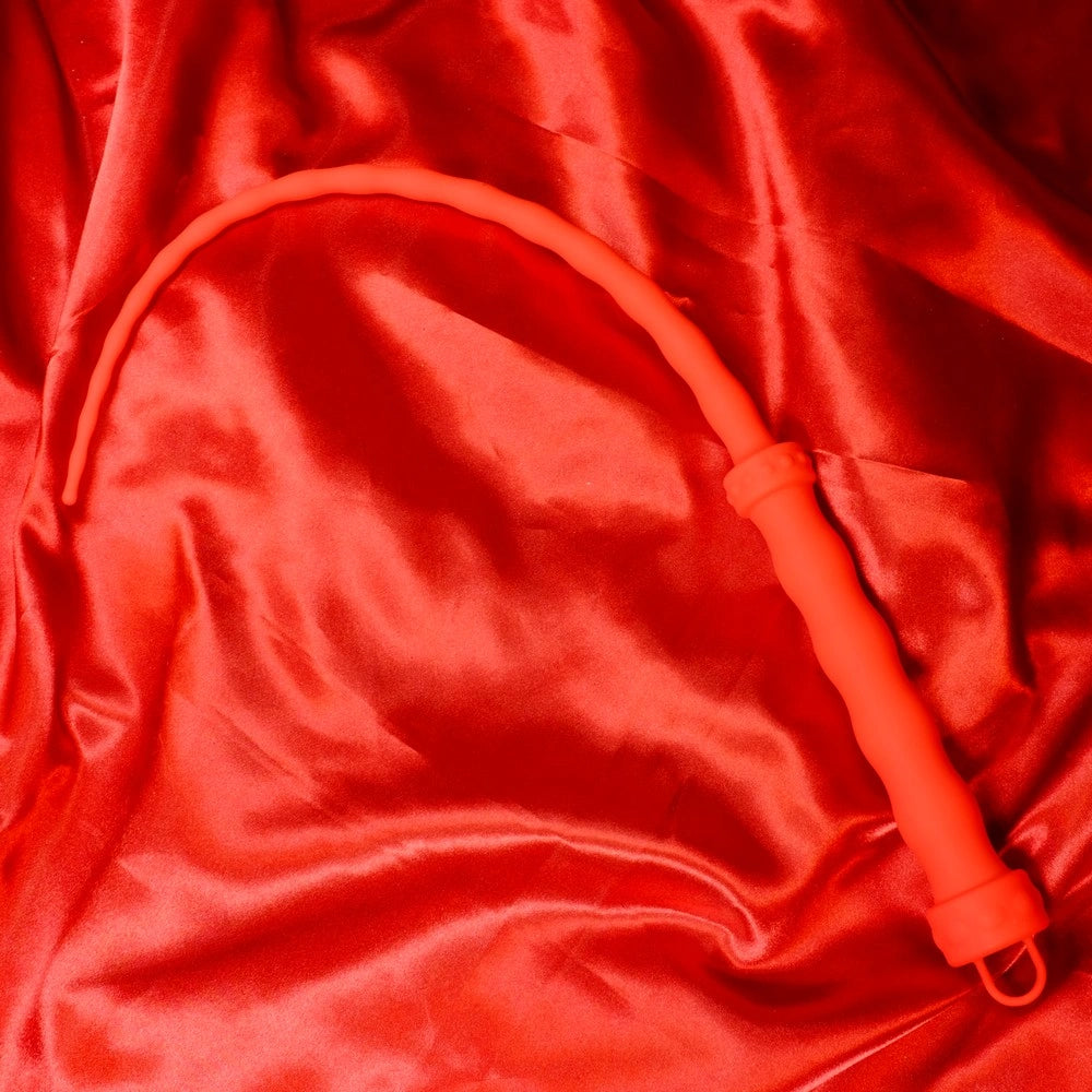 Long silicone whip single tail beads